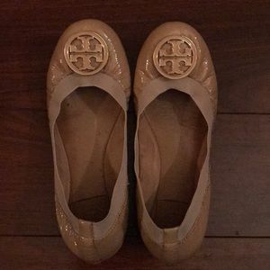 Tory Burch nude flats